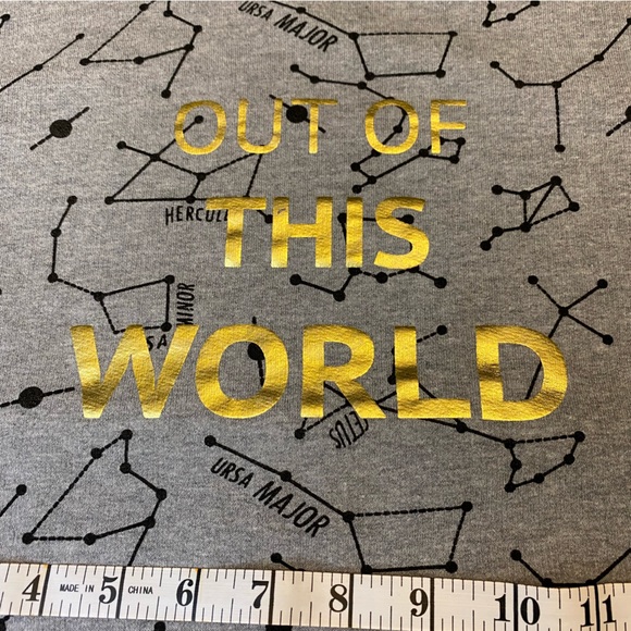 Perfect crewneck sweatshirt for the size 8 (M) child in your life astronomy - Picture 8 of 9